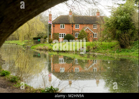 Poulter`s Bridge on Basingstoke Canal in Church Crookham, Hampshire, England, United Kingdom. April 4th 2015 © Wojciech Strozyk / Alamy Stock Photo Stock Photo